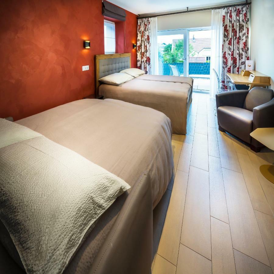 Hotel Le Manoir Vionnaz Extérieur photo